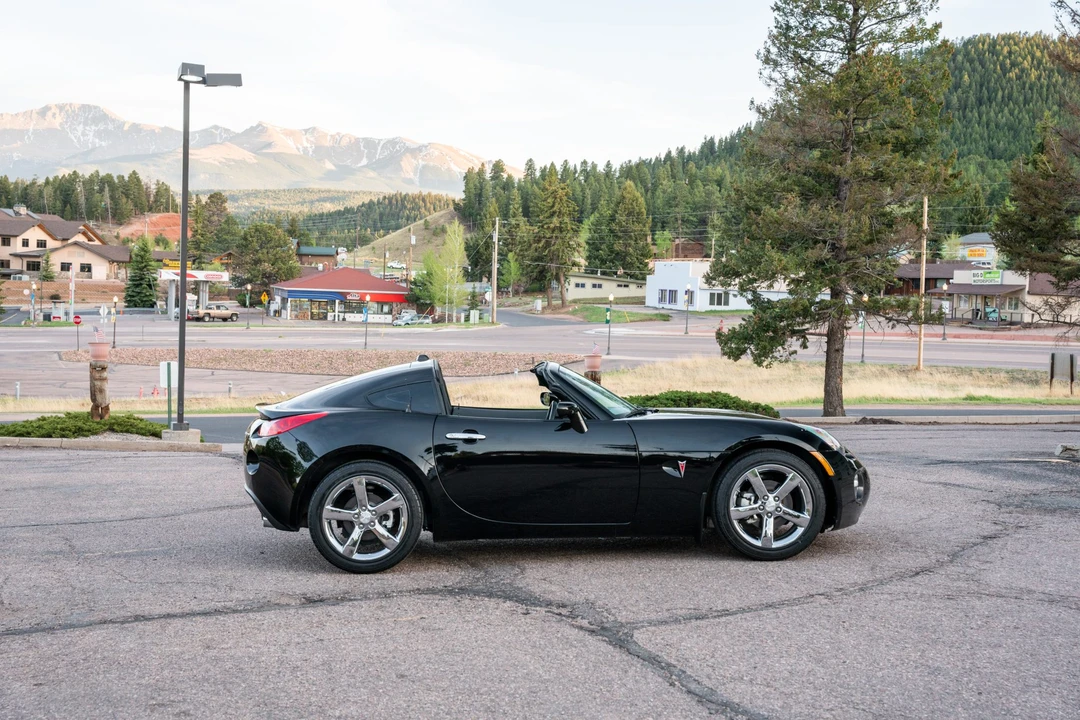 2009 Pontiac Solstice GXP - Image 7 of 31