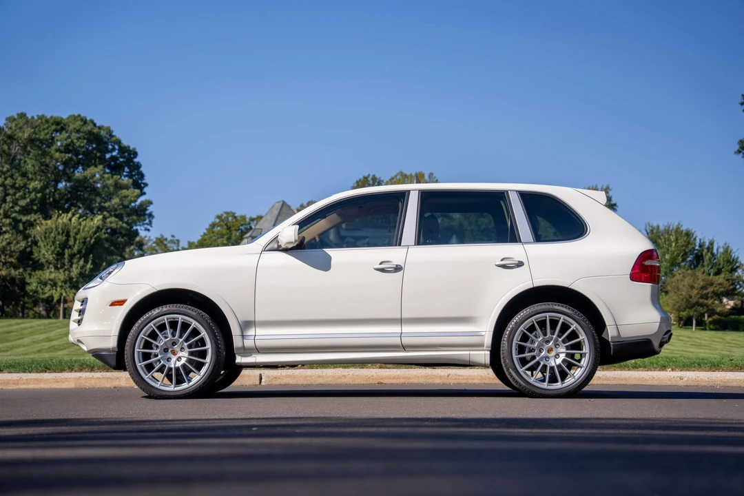 2009 Porsche 955/957 Cayenne - Image 6 of 31