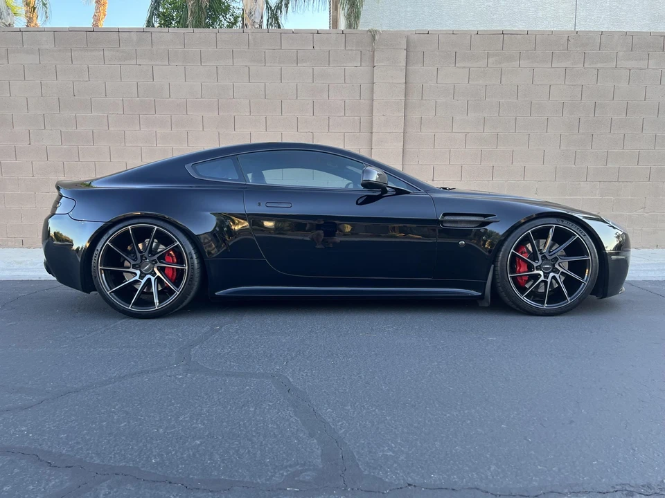 2010 Aston Martin V8 Vantage (2006-2017) - Image 14 of 31