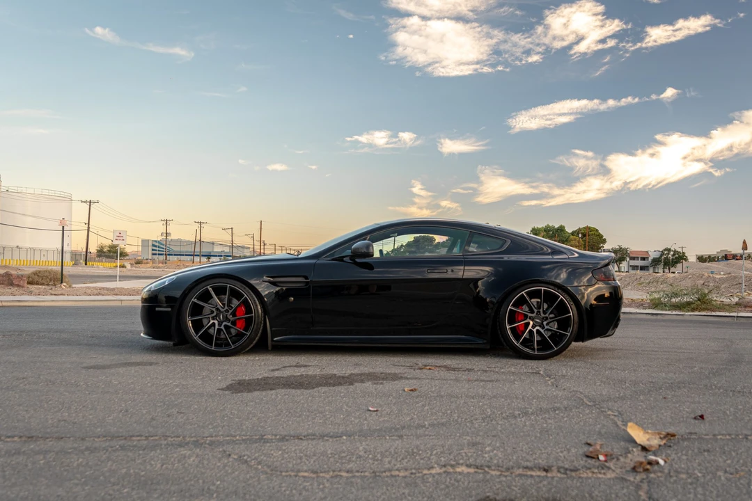 2010 Aston Martin V8 Vantage (2006-2017) - Image 18 of 31
