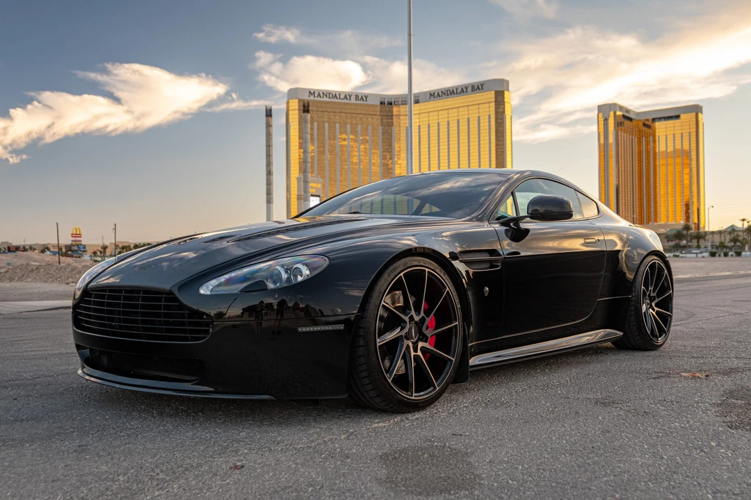 2010 Aston Martin V8 Vantage (2006-2017) - Image 2 of 31