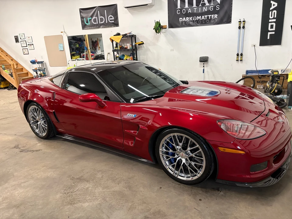 2010 Chevrolet Corvette C6 ZR1 - Image 22 of 31