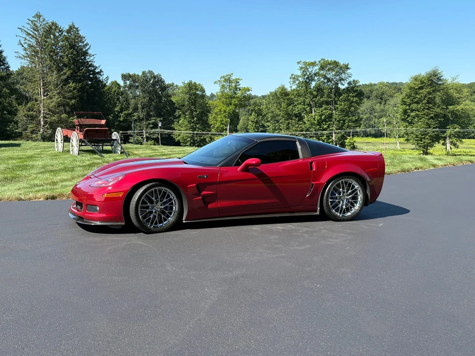 2010 Chevrolet Corvette C6 ZR1 - Image 17 of 31