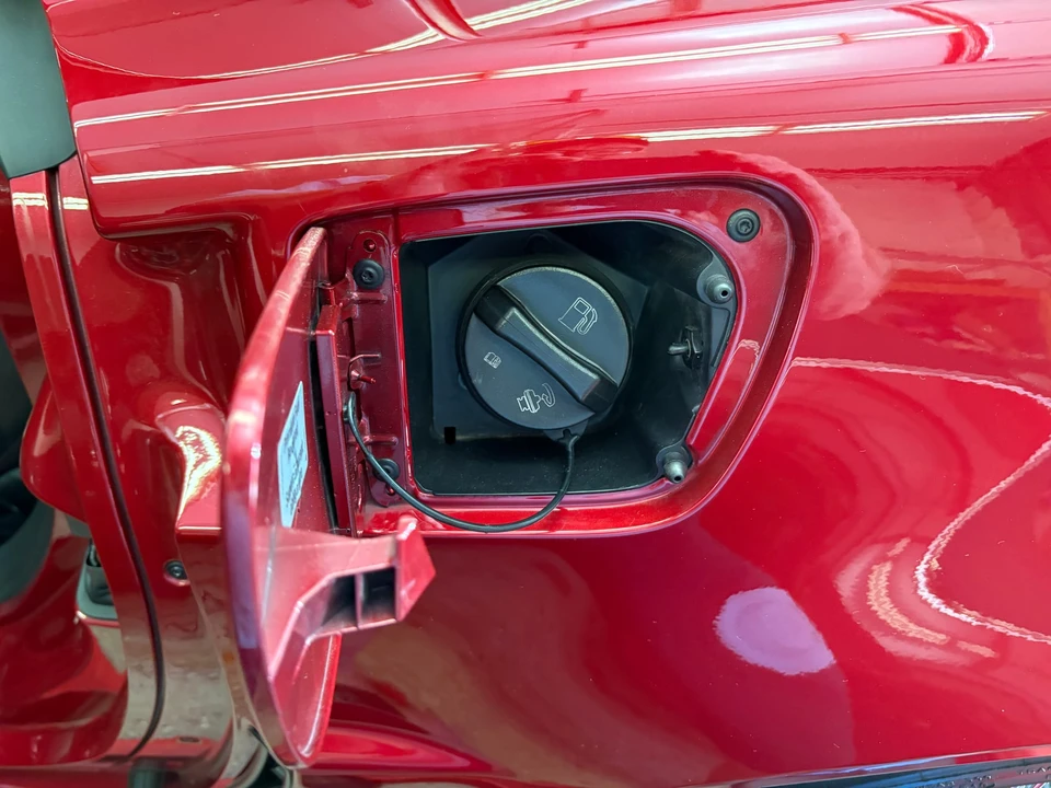 2010 Chevrolet Corvette C6 ZR1 - Image 28 of 31