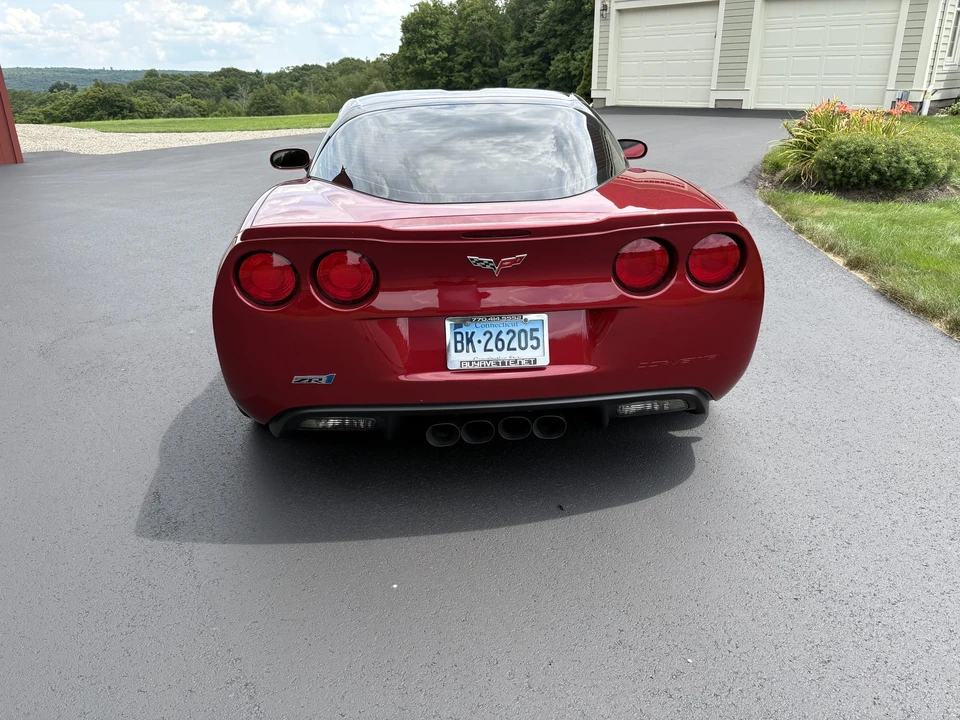 2010 Chevrolet Corvette C6 ZR1 - Image 8 of 31