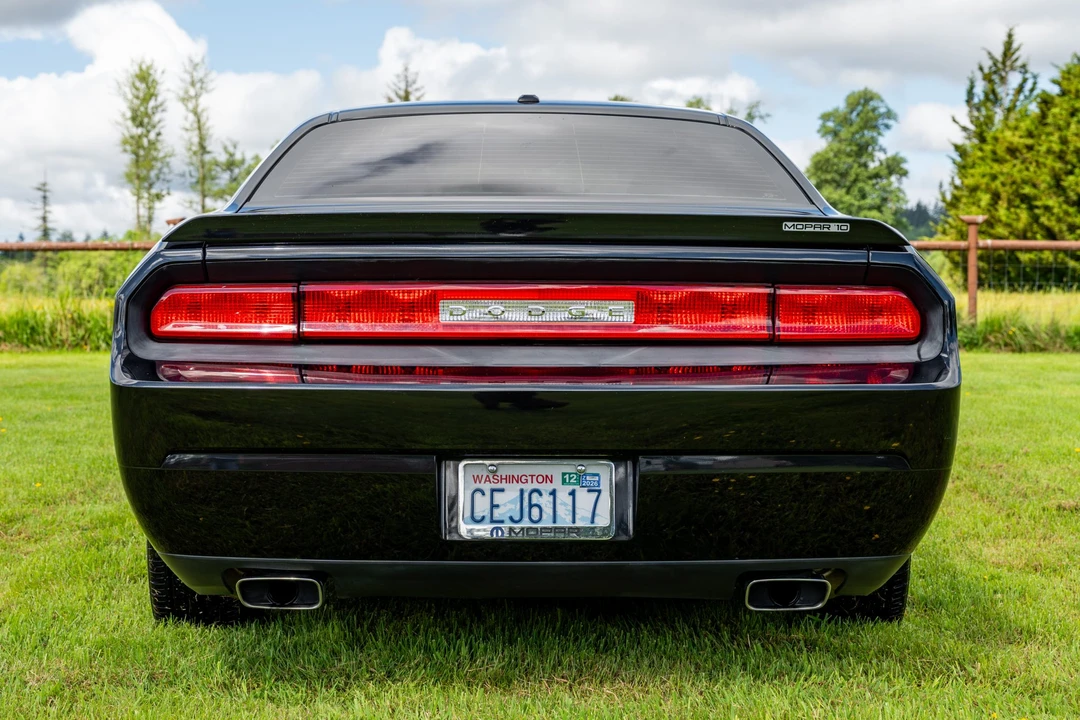 2010 Dodge Challenger 3rd Gen - Image 14 of 31