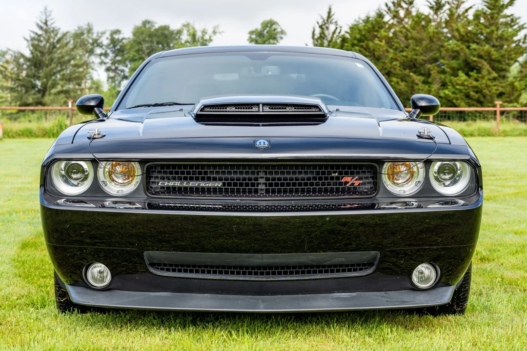 2010 Dodge Challenger 3rd Gen - Image 3 of 31