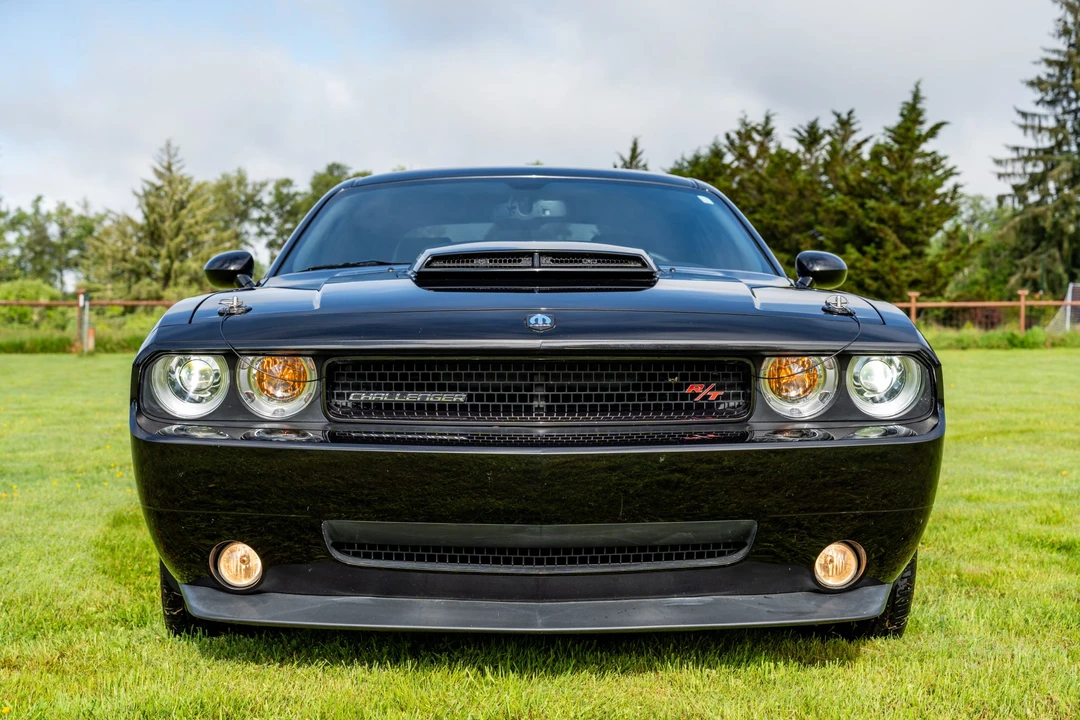 2010 Dodge Challenger 3rd Gen - Image 10 of 31