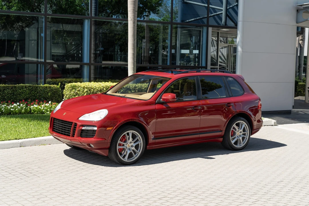 2010 Porsche 955/957 Cayenne GTS - Image 3 of 31