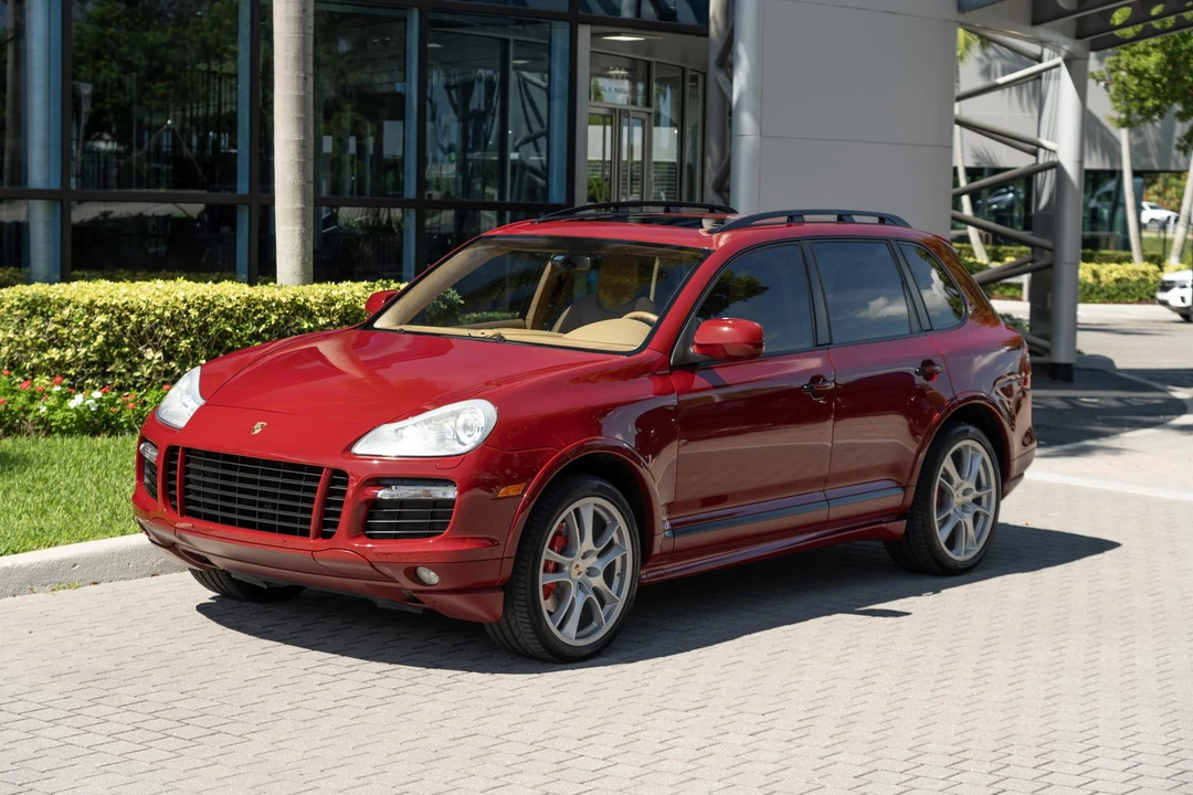 2010 Porsche 955/957 Cayenne GTS - Image 5 of 31