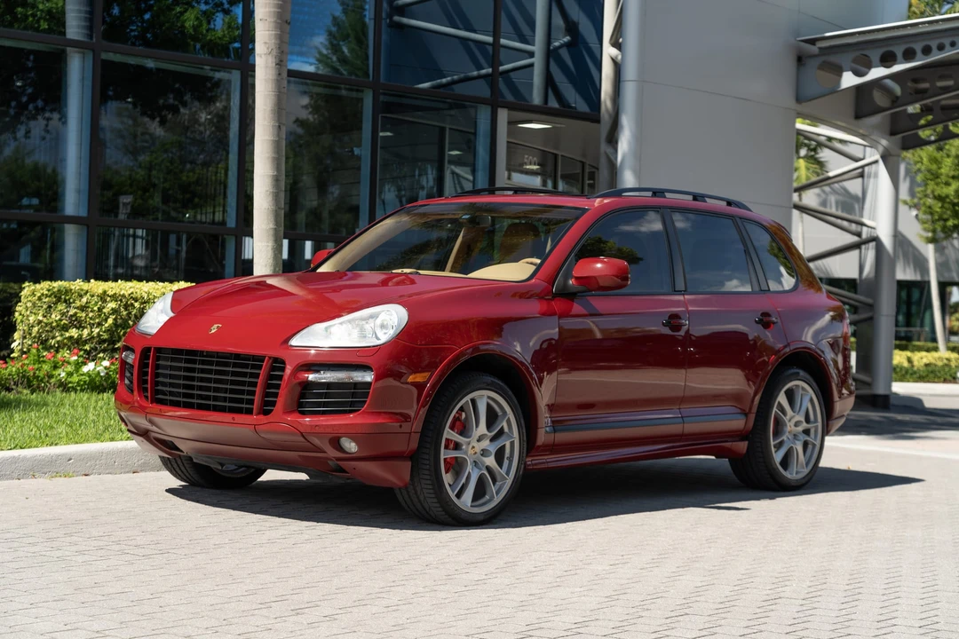 2010 Porsche 955/957 Cayenne GTS - Image 6 of 31
