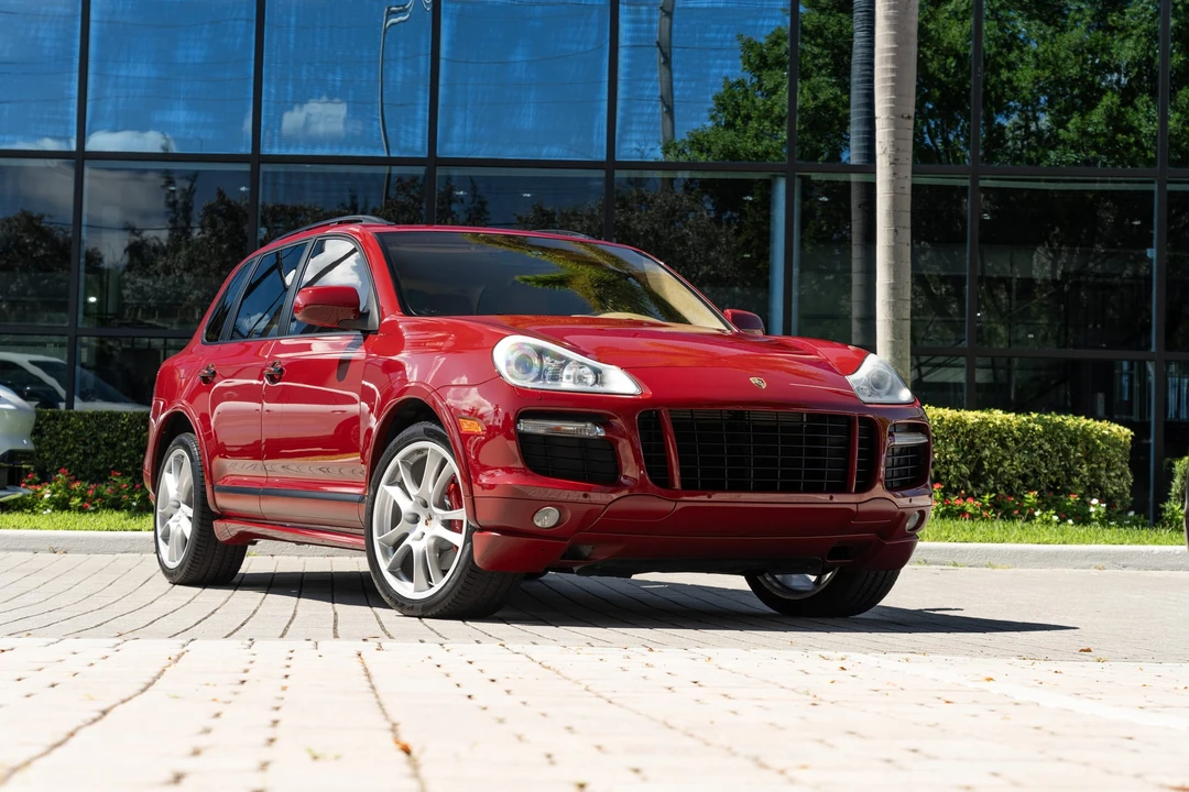 2010 Porsche 955/957 Cayenne GTS - Image 12 of 31