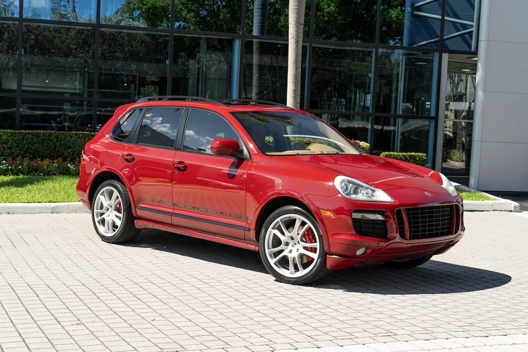 2010 Porsche 955/957 Cayenne GTS - Image 19 of 31