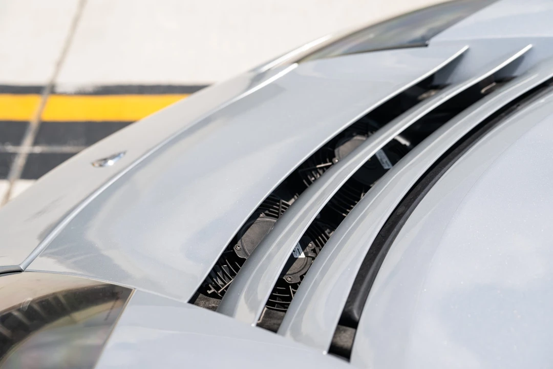 2010 Tesla Roadster - Image 21 of 31