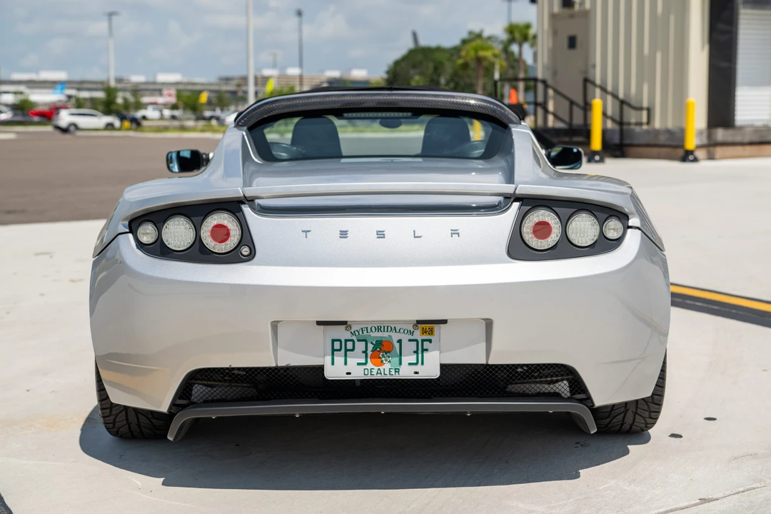 2010 Tesla Roadster - Image 12 of 31