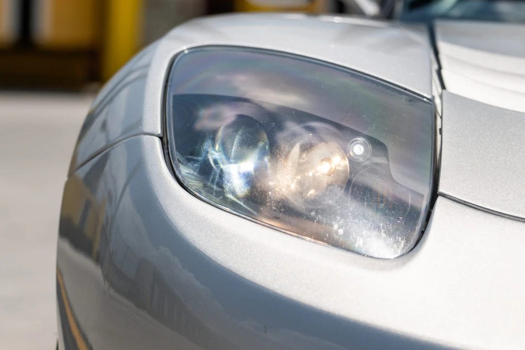 2010 Tesla Roadster - Image 23 of 31