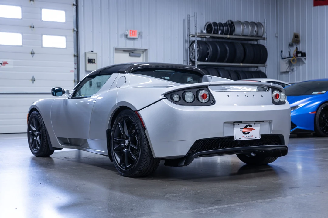 2010 Tesla Roadster - Image 4 of 31