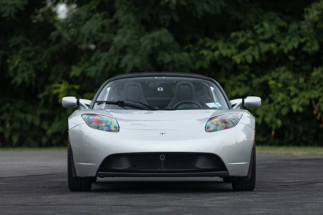 2010 Tesla Roadster - Image 12 of 31