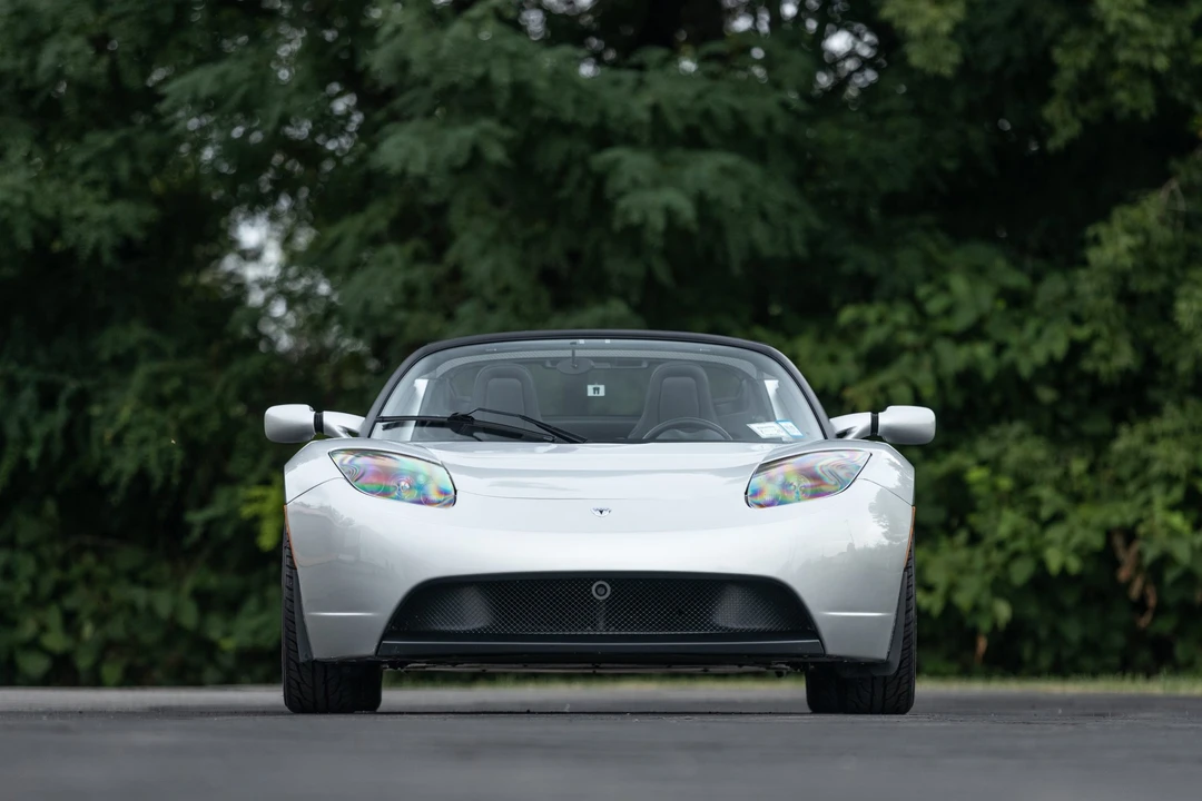 2010 Tesla Roadster - Image 11 of 31