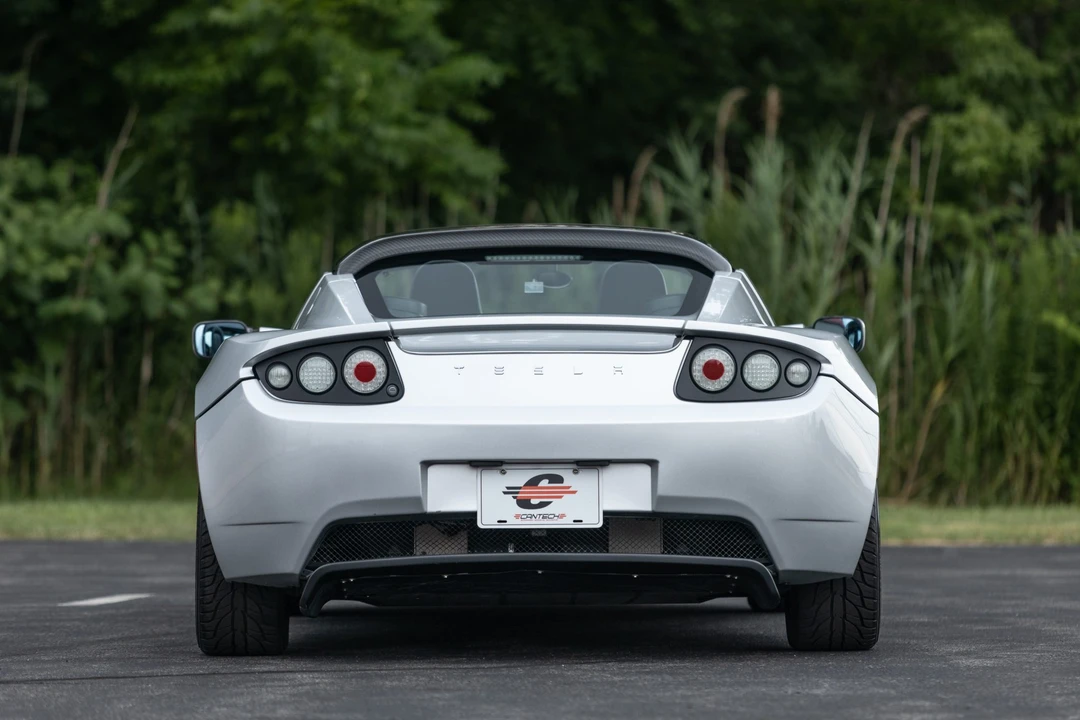 2010 Tesla Roadster - Image 15 of 31