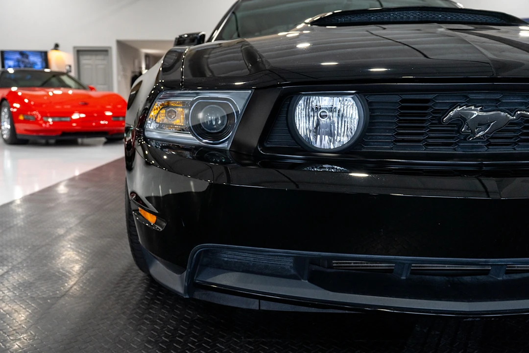 2011 Ford S197 Mustang GT - Image 18 of 31