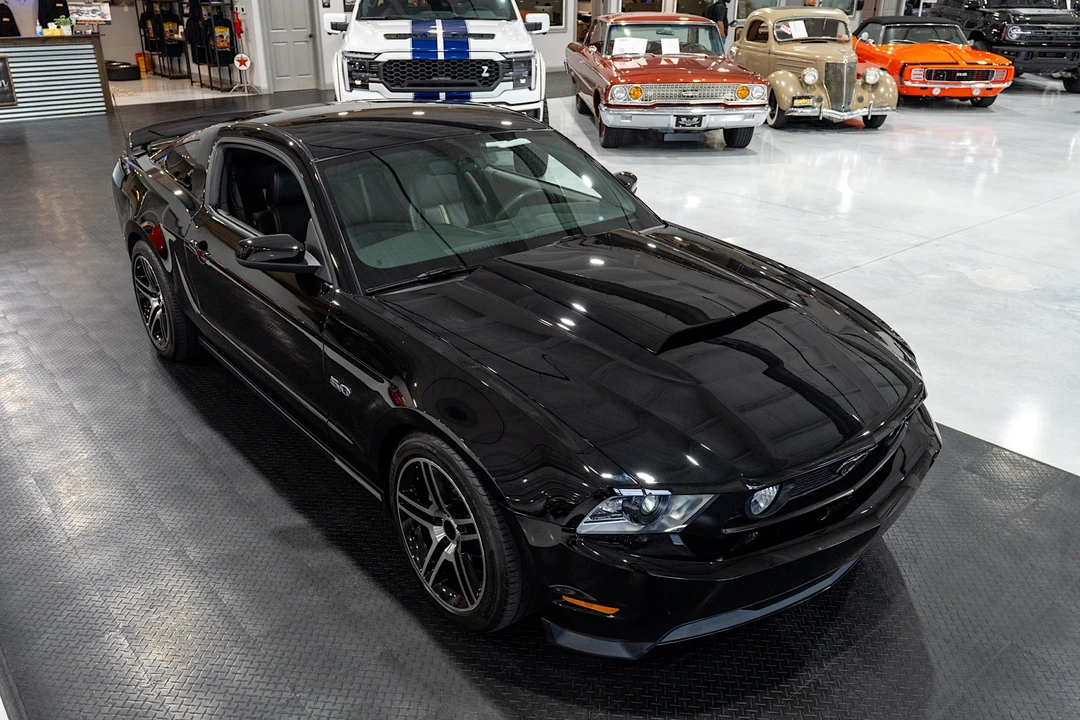2011 Ford S197 Mustang GT - Image 14 of 31