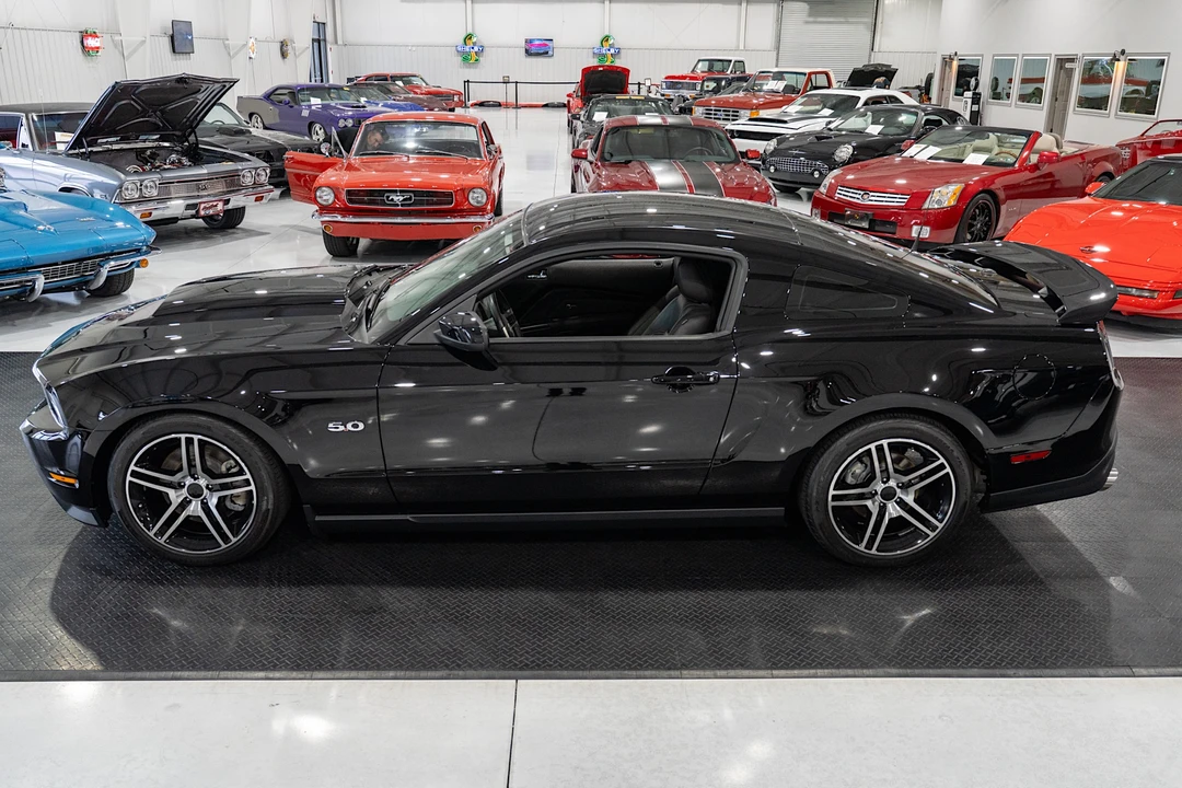 2011 Ford S197 Mustang GT - Image 4 of 31