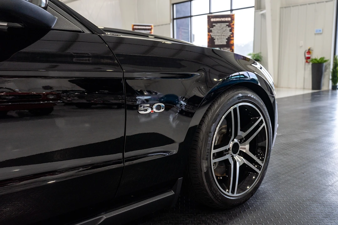 2011 Ford S197 Mustang GT - Image 23 of 31