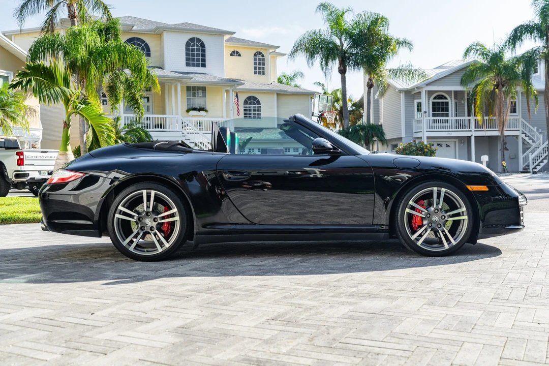 2011 Porsche 997 Carrera 4S - Image 8 of 31