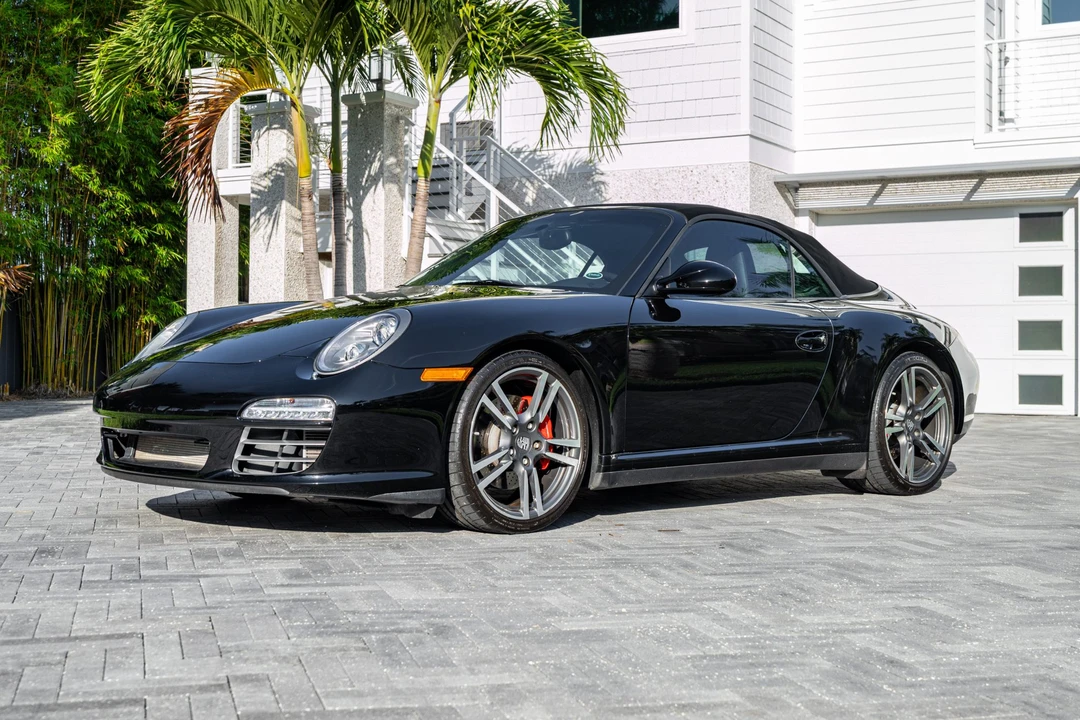 2011 Porsche 997 Carrera 4S - Image 2 of 31