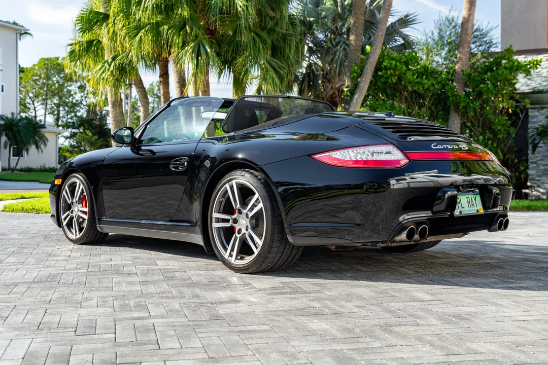 2011 Porsche 997 Carrera 4S - Image 14 of 31