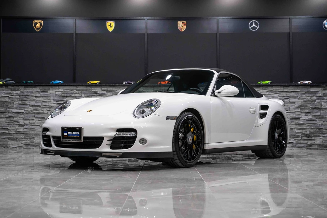 2011 Porsche 997 Turbo S - Image 8 of 31