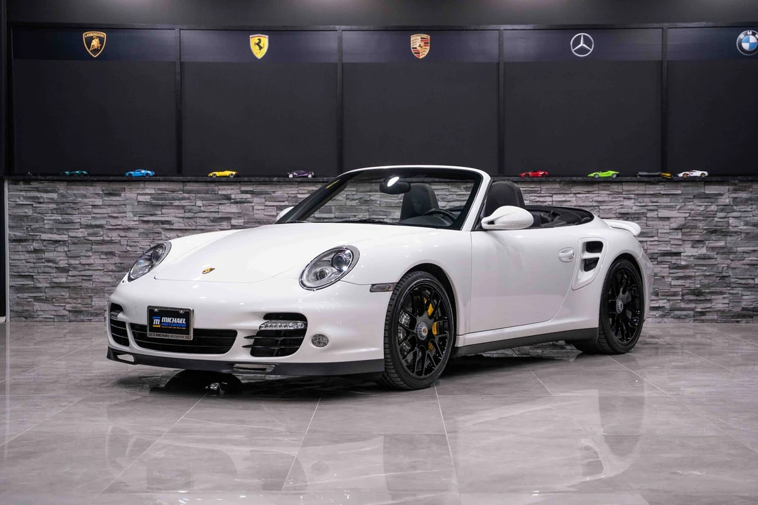 2011 Porsche 997 Turbo S - Image 10 of 31