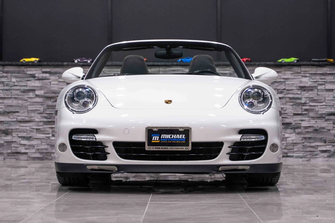 2011 Porsche 997 Turbo S - Image 18 of 31