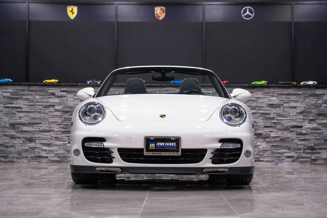 2011 Porsche 997 Turbo S - Image 21 of 31