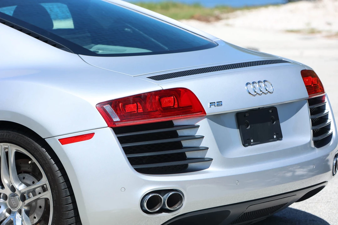 2012 Audi 42 R8 - Image 11 of 31