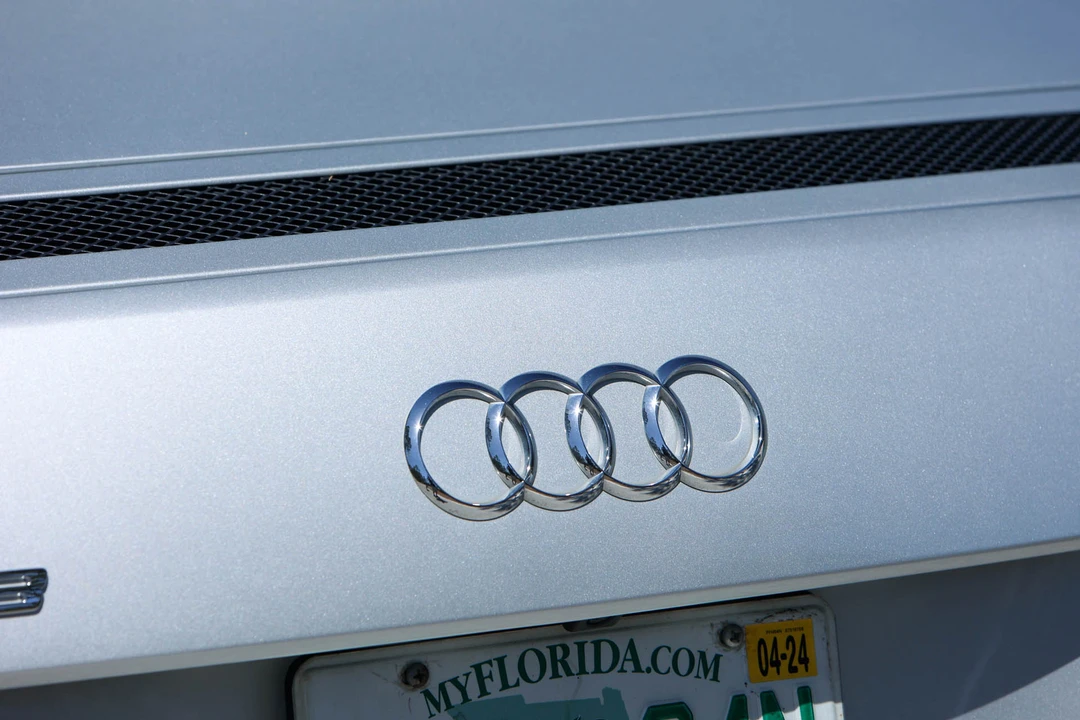 2012 Audi 42 R8 - Image 24 of 31
