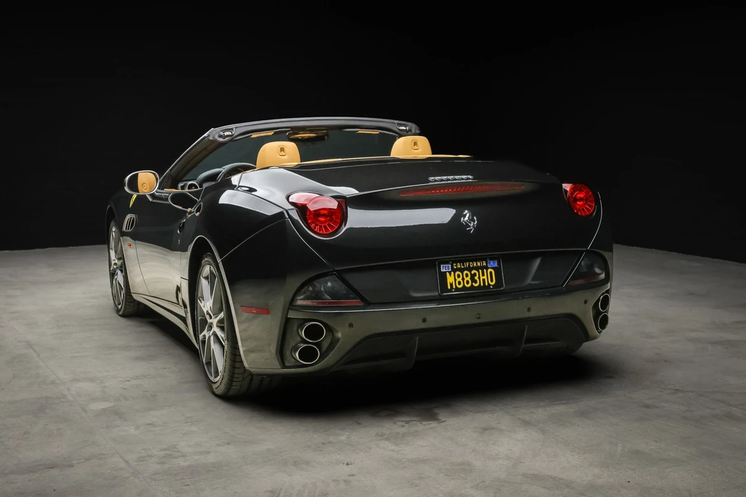 2012 Ferrari California - Image 14 of 31