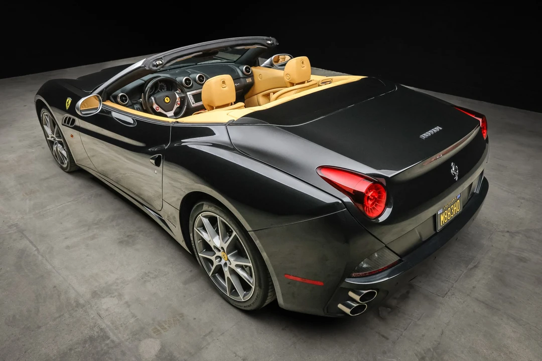 2012 Ferrari California - Image 10 of 31