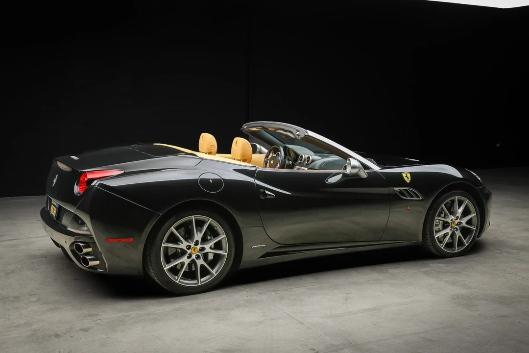 2012 Ferrari California - Image 21 of 31
