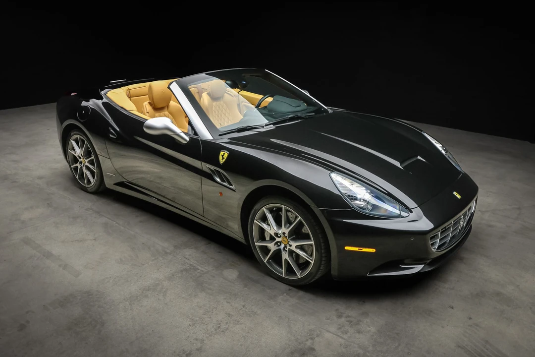2012 Ferrari California - Image 25 of 31