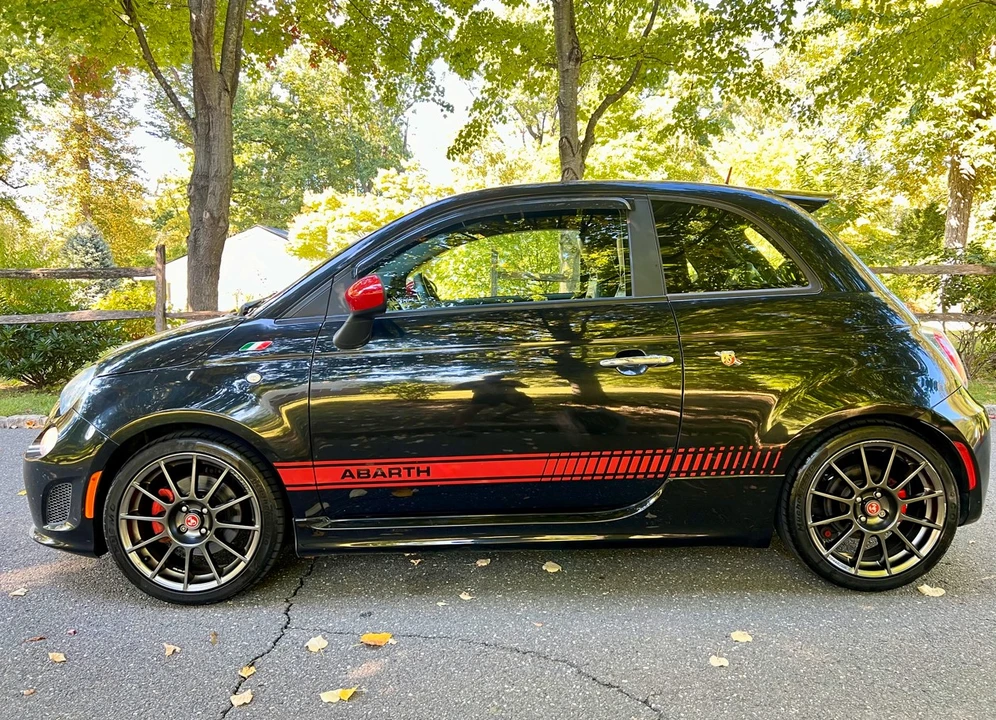 2012 Fiat Abarth 500 - Image 10 of 31