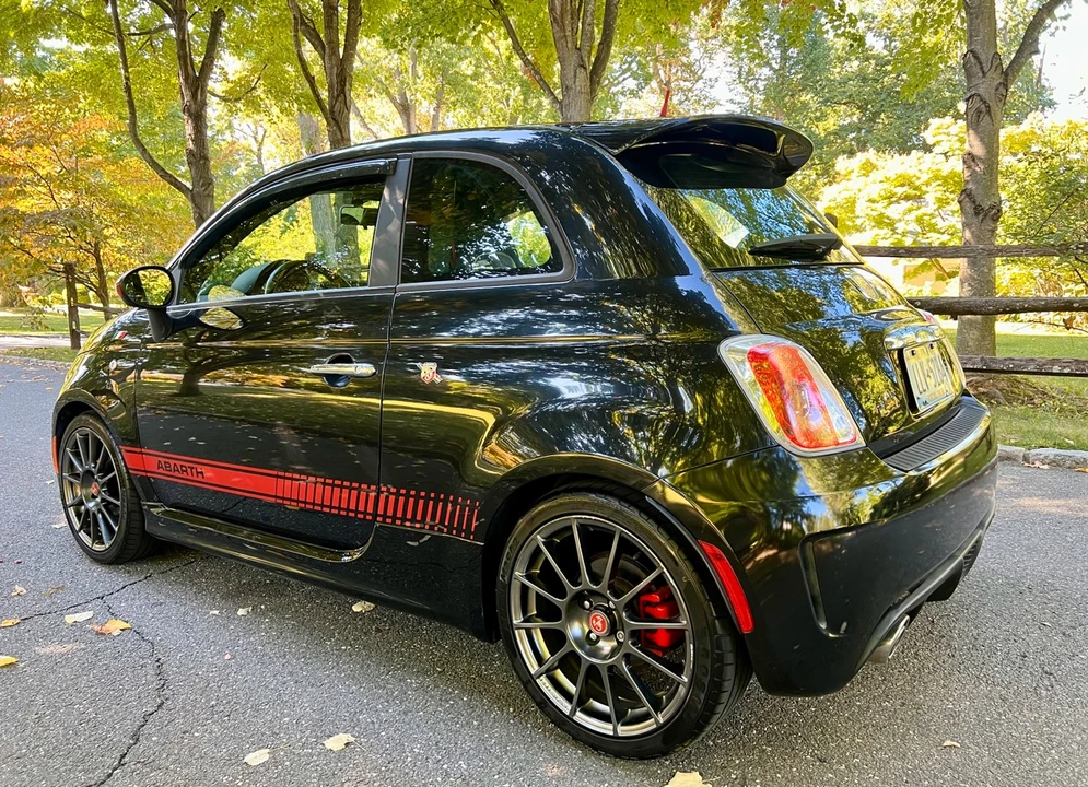 2012 Fiat Abarth 500 - Image 8 of 31
