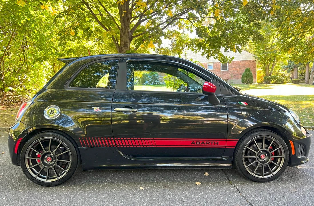 2012 Fiat Abarth 500 - Image 5 of 31