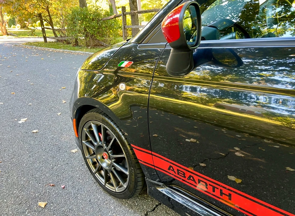 2012 Fiat Abarth 500 - Image 11 of 31