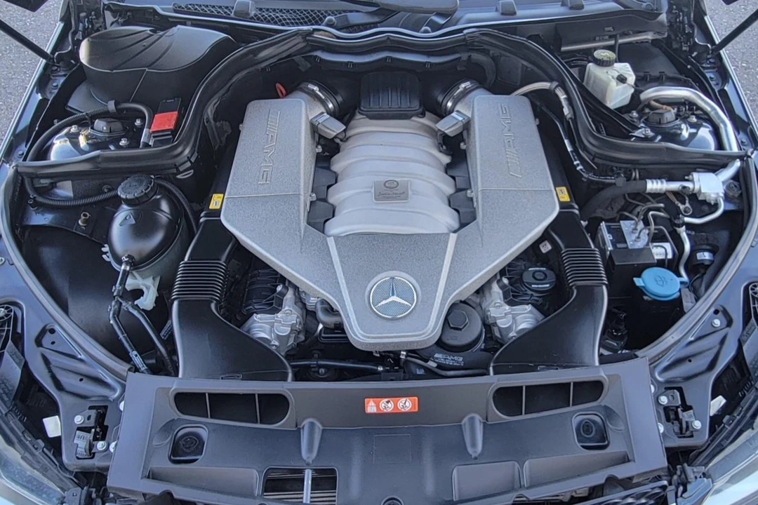 2012 Mercedes-Benz W204 C 63 AMG - Image 6 of 7