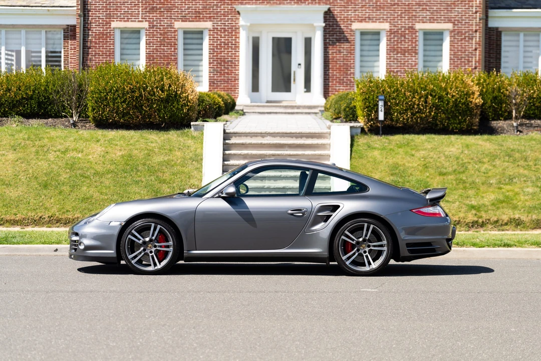 2012 Porsche 997 Turbo - Image 13 of 31