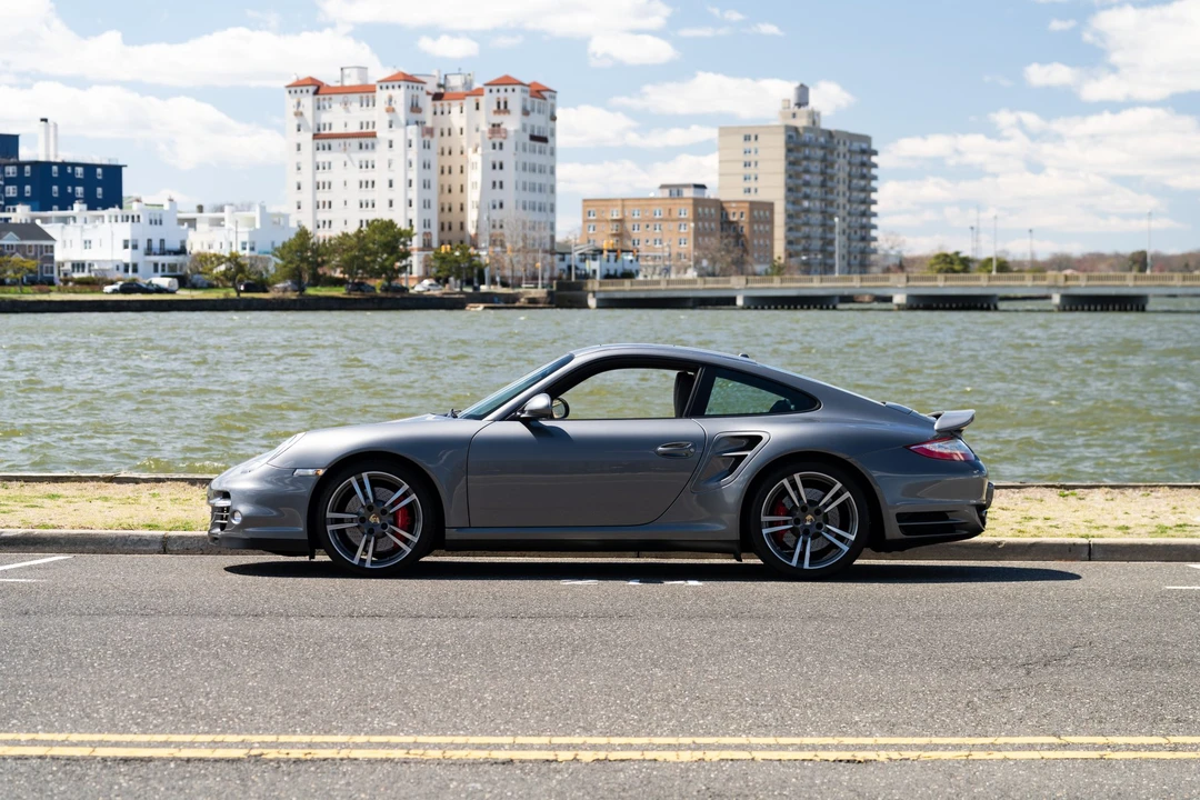 2012 Porsche 997 Turbo - Image 17 of 31