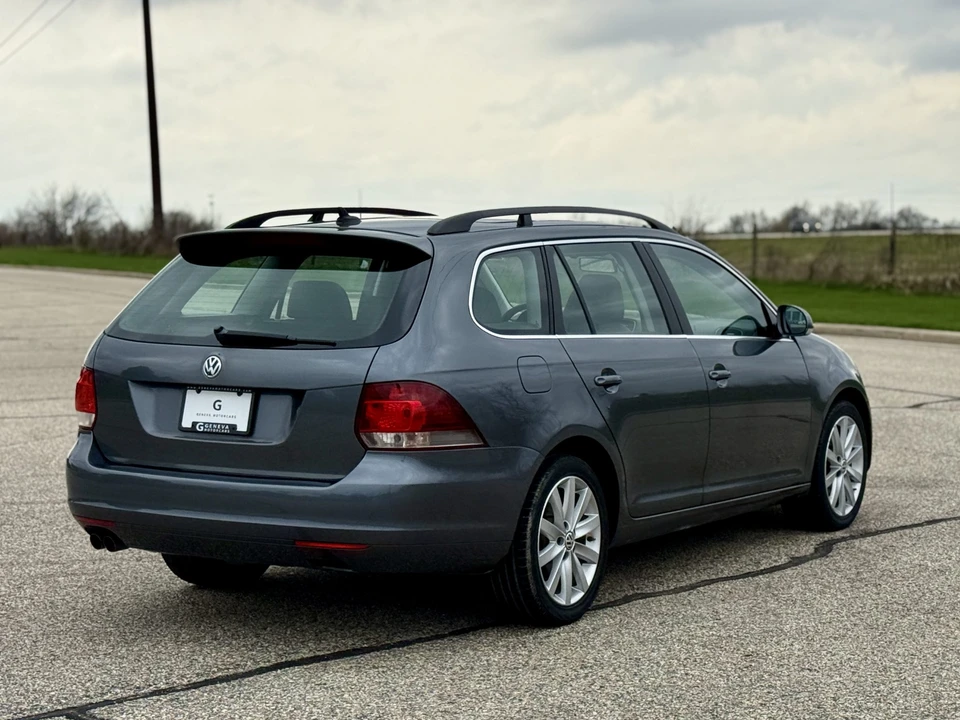 2012 Volkswagen A6 Jetta - Image 9 of 31