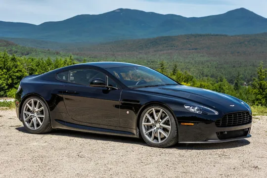 2013 Aston Martin V8 Vantage Coupe